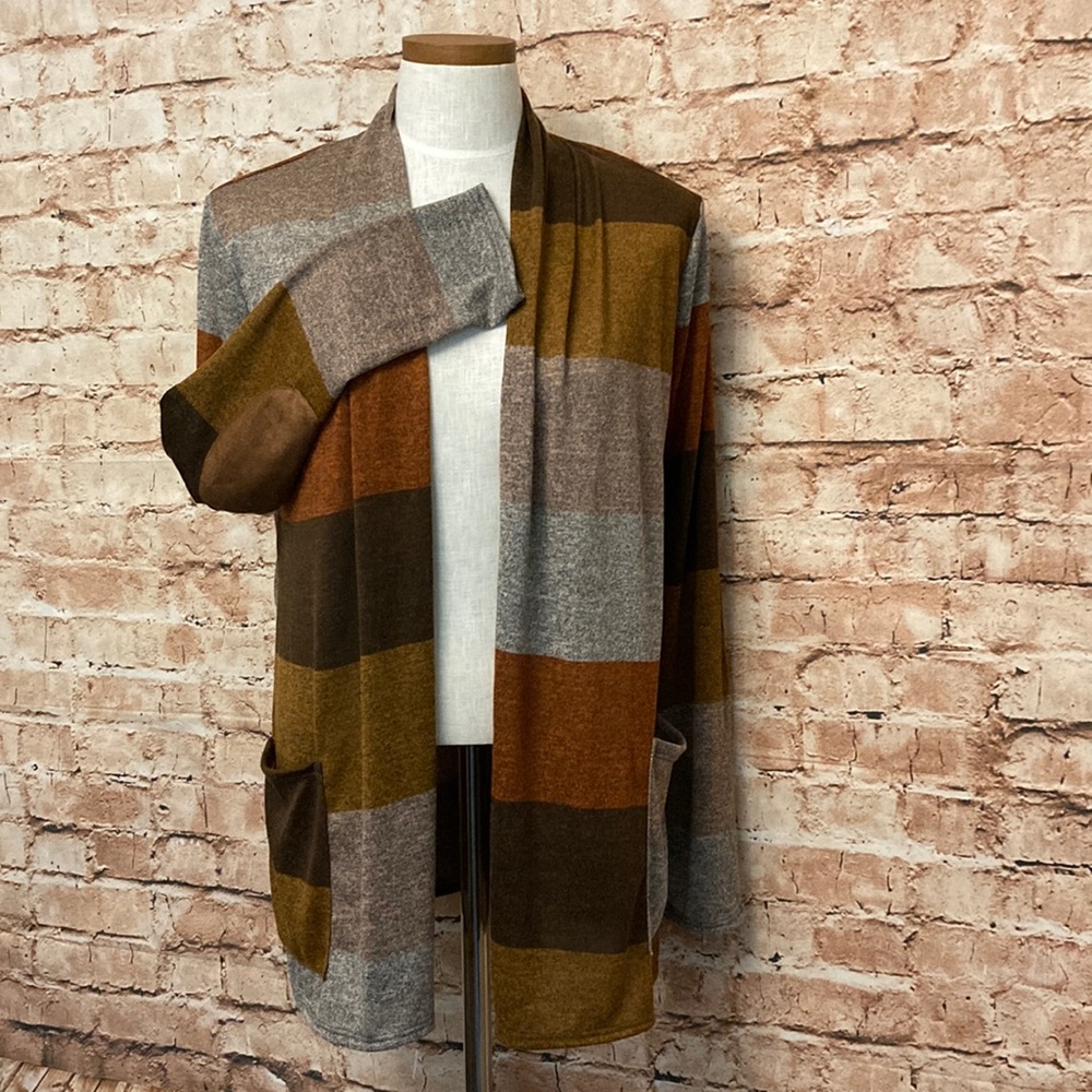 Lovely Egy Multi color cardigan